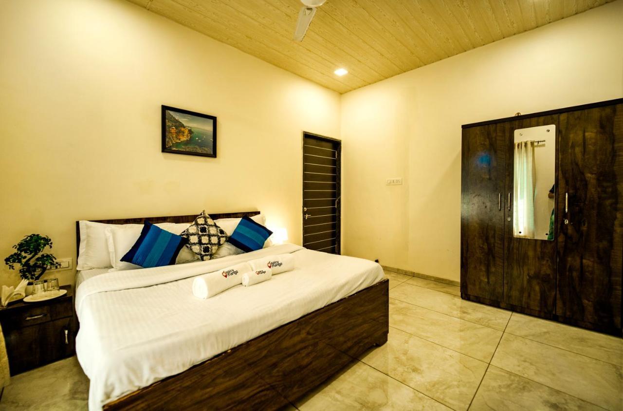 Spicy Mango Villa Insam - Hill View Villa In Карджат Экстерьер фото